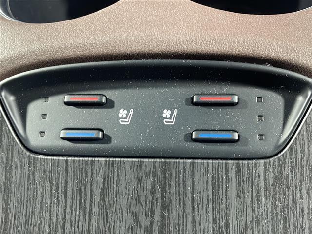 ハリアーハイブリッド Ｚ　レザーパッケージ　県外仕入車両　禁煙車　純正ディスプレイオーディオ　ＢＴ／スマホ連携　フルセグ　モデリスタエアロ　マルチビューモニタ　ＪＢＬサウンド　パワーシート　パワーバックドア　トヨタセーフティーセンス　ＢＳＭ（11枚目）
