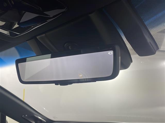 ハリアーハイブリッド Ｚ　レザーパッケージ　県外仕入車両　禁煙車　純正ディスプレイオーディオ　ＢＴ／スマホ連携　フルセグ　モデリスタエアロ　マルチビューモニタ　ＪＢＬサウンド　パワーシート　パワーバックドア　トヨタセーフティーセンス　ＢＳＭ（16枚目）