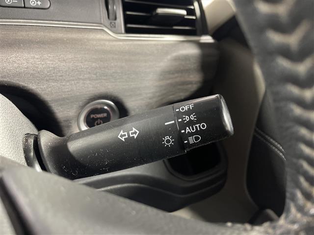 �y�X�}�[�g�L�[�i�G���W���X�^�[�g�X�g�b�v�X�C�b�`�j�z�X�}�[�g�L�[�i�d�q�L�[�j�������Ă���΁A�X�C�b�`�����������ŃG���W���������邱�Ƃ��ł��܂��I