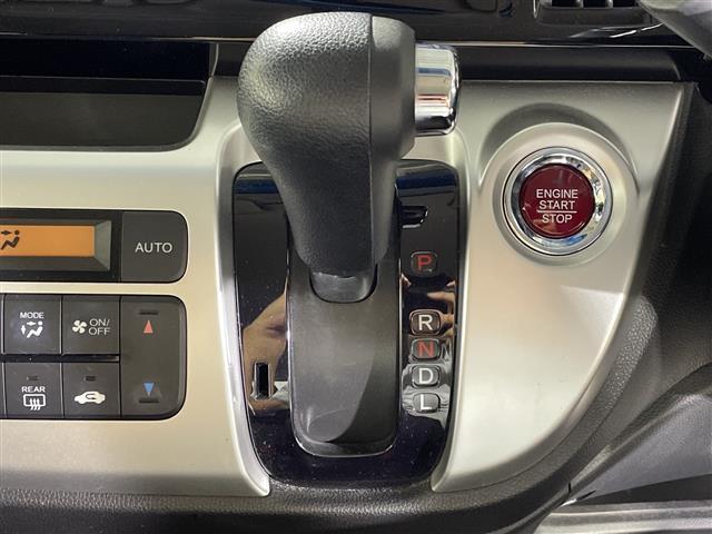 Ｎ－ＷＧＮ Ｇ・スタイリッシュパッケージ　県外仕入　禁煙車　社外ナビ　【ＣＤ／ＤＶＤ／Ｂｌｕｅｔｏｏｔｈ／ワンセグＴＶ】　ＵＳＢ入力端子　クルーズコントロール　ステアリングリモコン　ビルトインＥＴＣ　スマートキー　電動格納ミラー　純正ＡＷ（16枚目）