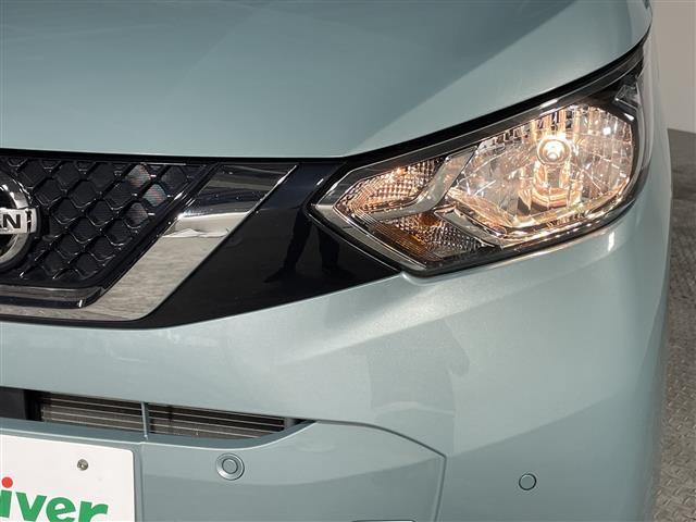 デイズ Ｘ　県外仕入れ　禁煙車　純正９インチナビ　フルセグＴＶ　ＣＤ　ＤＶＤ　Ｂｌｕｅｔｏｏｔｈ　アラウンドビューモニター　コーナーセンサー　エマージェンシーブレーキ　車線逸脱警報機能　純正アルミホイール（40枚目）