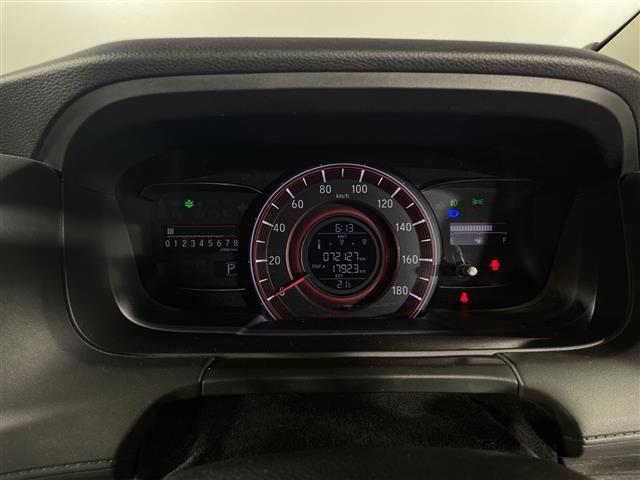 オデッセイ アブソルート　純正ナビ　フルセグＴＶ　ＣＤ　ＤＶＤ　Ｂｌｕｅｔｏｏｔｈ　ＨＤＭＩ　バックカメラ　両側パワースライドドア　３６０°ドライブレコーダー　ステアリングスイッチ　クルーズコントロール　コーナーセンサー（15枚目）