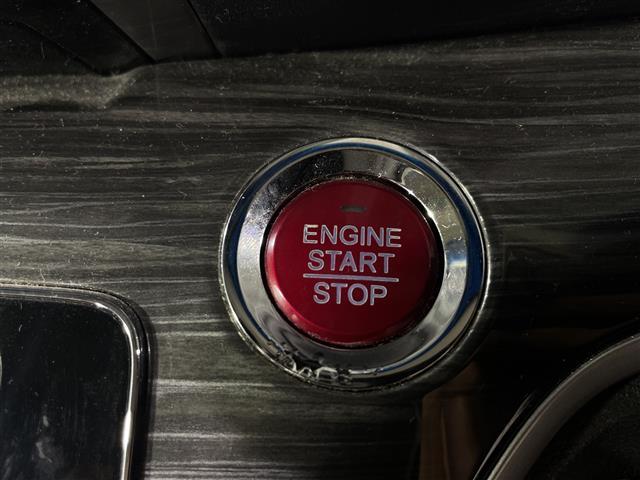 オデッセイ アブソルート　純正ナビ　フルセグＴＶ　ＣＤ　ＤＶＤ　Ｂｌｕｅｔｏｏｔｈ　ＨＤＭＩ　バックカメラ　両側パワースライドドア　３６０°ドライブレコーダー　ステアリングスイッチ　クルーズコントロール　コーナーセンサー（16枚目）