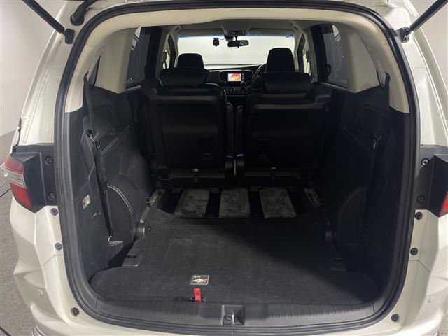 オデッセイ アブソルート　純正ナビ　フルセグＴＶ　ＣＤ　ＤＶＤ　Ｂｌｕｅｔｏｏｔｈ　ＨＤＭＩ　バックカメラ　両側パワースライドドア　３６０°ドライブレコーダー　ステアリングスイッチ　クルーズコントロール　コーナーセンサー（26枚目）