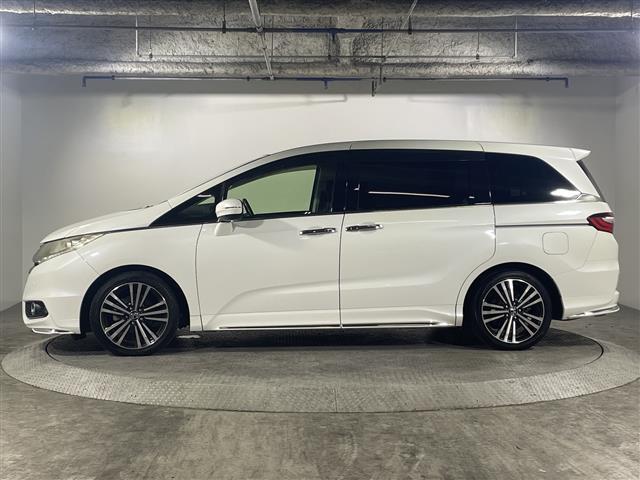 オデッセイ アブソルート　純正ナビ　フルセグＴＶ　ＣＤ　ＤＶＤ　Ｂｌｕｅｔｏｏｔｈ　ＨＤＭＩ　バックカメラ　両側パワースライドドア　３６０°ドライブレコーダー　ステアリングスイッチ　クルーズコントロール　コーナーセンサー（31枚目）