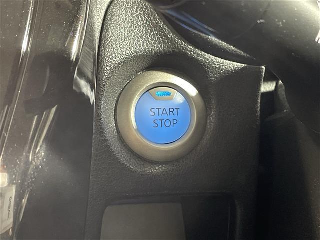 ノート ｅ－パワー　Ｘ　県外仕入　禁煙車　アラウンドビューカメラ　デジタルインナーミラー　純正ナビ　フルセグＴＶ　Ｂｌｕｅｔｏｏｔｈ接続　レーンアシスト　コーナーセンサー　ＥＴＣ　ＬＥＤヘッドライト　オートライト　純正アルミ（20枚目）