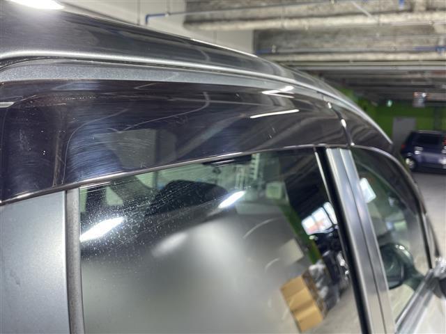 ノート ｅ－パワー　Ｘ　県外仕入　禁煙車　アラウンドビューカメラ　デジタルインナーミラー　純正ナビ　フルセグＴＶ　Ｂｌｕｅｔｏｏｔｈ接続　レーンアシスト　コーナーセンサー　ＥＴＣ　ＬＥＤヘッドライト　オートライト　純正アルミ（30枚目）