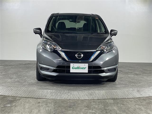 ノート ｅ－パワー　Ｘ　県外仕入　禁煙車　アラウンドビューカメラ　デジタルインナーミラー　純正ナビ　フルセグＴＶ　Ｂｌｕｅｔｏｏｔｈ接続　レーンアシスト　コーナーセンサー　ＥＴＣ　ＬＥＤヘッドライト　オートライト　純正アルミ（35枚目）