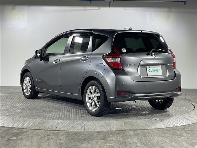 ノート ｅ－パワー　Ｘ　県外仕入　禁煙車　アラウンドビューカメラ　デジタルインナーミラー　純正ナビ　フルセグＴＶ　Ｂｌｕｅｔｏｏｔｈ接続　レーンアシスト　コーナーセンサー　ＥＴＣ　ＬＥＤヘッドライト　オートライト　純正アルミ（40枚目）