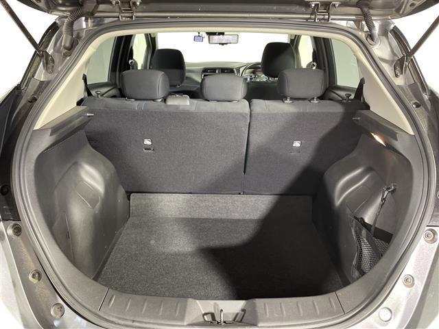 リーフ Ｘ　Ｖセレクション　県外仕入れ　禁煙車　純正ナビ　フルセグＴＶ　Ｂｌｕｅｔｏｏｔｈ　ＨＤＭＩ　ＵＳＢ　ステアリングリモコン　アラウンドビューモニター　プロパイロット　デジタルインナーミラー　前後ドライブレコーダー（29枚目）