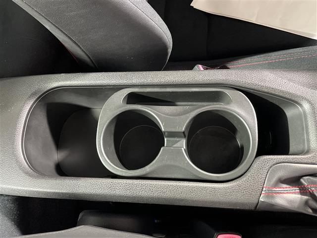 ８６ ＧＴ　県外仕入れ　禁煙車　ＴＲＤエアロ　社外ナビ　ＣＤ　ＤＶＤ　Ｂｌｕｅｔｏｏｔｈ　フルセグＴＶ　バックカメラ　パドルシフト　ドライブレコーダー　社外１８インチアルミ　ＢＬＩＴＺ車高調　パドルシフト（19枚目）