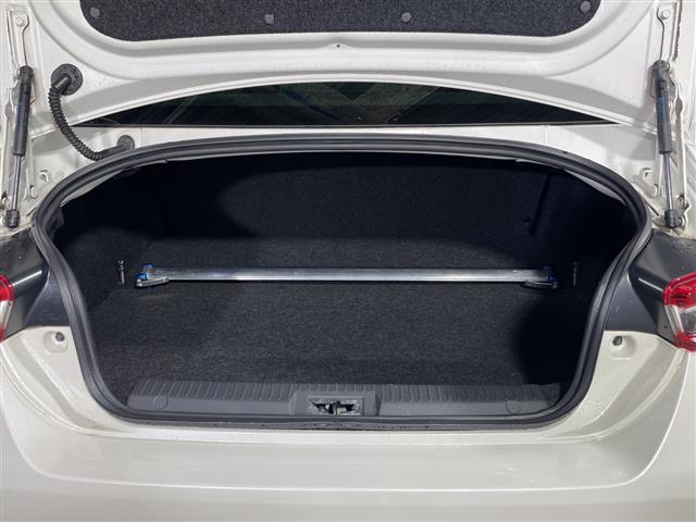 ８６ ＧＴ　県外仕入れ　禁煙車　ＴＲＤエアロ　社外ナビ　ＣＤ　ＤＶＤ　Ｂｌｕｅｔｏｏｔｈ　フルセグＴＶ　バックカメラ　パドルシフト　ドライブレコーダー　社外１８インチアルミ　ＢＬＩＴＺ車高調　パドルシフト（28枚目）