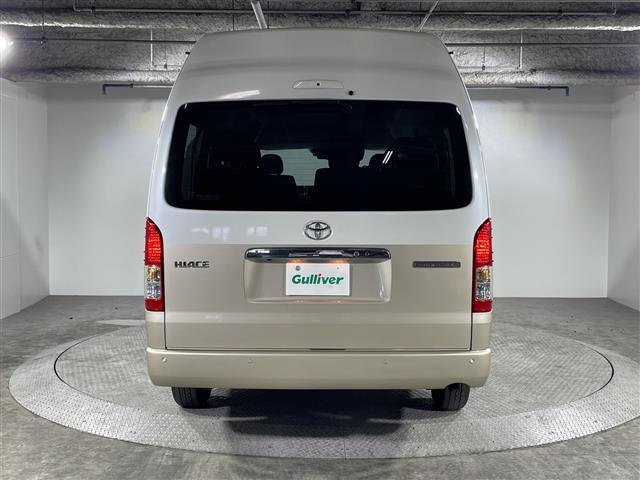 ハイエースワゴン グランドキャビン　県外仕入れ　禁煙車　１０名乗り　純正ナビ　ＣＤ　ＤＶＤ　ワンセグＴＶ　Ｂｌｕｅｔｏｏｔｈ　パノラミックビューモニター　左側パワースライドドア　トヨタセーフティセンス　デジタルインナーミラー（36枚目）