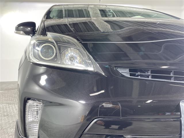 プリウス Ｓ　県外仕入れ　禁煙車　社外エアロ　ロクサーニ１９インチアルミ　純正ナビ　ＣＤ　ＤＶＤ　Ｂｌｕｅｔｏｏｔｈ　ミラー型ドラレコ　バックカメラ　社外車高調　ビルトインＥＴＣ　純正フロアマット（28枚目）