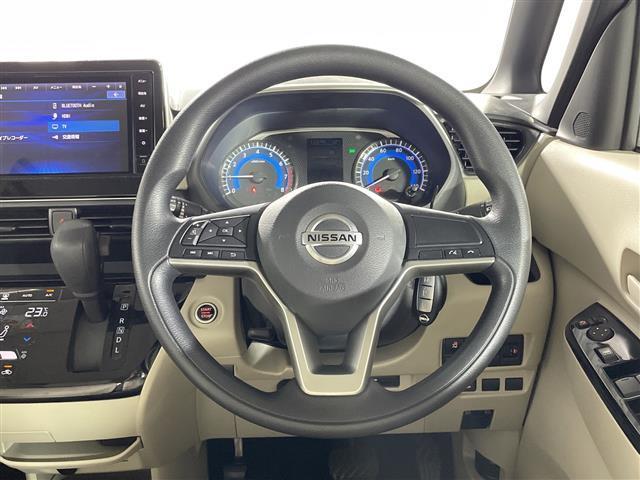 ルークス Ｘ　県外仕入れ　禁煙車　ワンオーナ　純正１０インチナビ　ＣＤ　ＤＶＤ　Ｂｌｕｅｔｏｏｔｈ　フルセグＴＶ　アラウンドビューモニター　ＥＴＣ　ドライブレコーダー前　パワースライドドア　ステアリングスイッチ（13枚目）