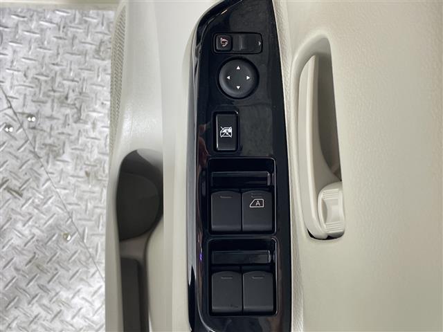 ルークス Ｘ　県外仕入れ　禁煙車　ワンオーナ　純正１０インチナビ　ＣＤ　ＤＶＤ　Ｂｌｕｅｔｏｏｔｈ　フルセグＴＶ　アラウンドビューモニター　ＥＴＣ　ドライブレコーダー前　パワースライドドア　ステアリングスイッチ（18枚目）