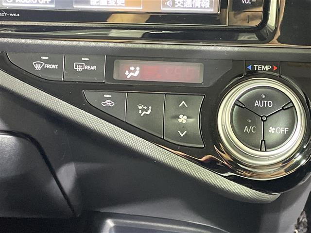 アクア Ｇ　県外仕入れ　禁煙車　純正ナビ　ＣＤ　ＤＶＤ　Ｂｌｕｅｔｏｏｔｈ　フルセグＴＶ　バックカメラ　レーンディパーチャーアラート　プリクラクションセーフティ　オートマチックハイビーム　フォグライト（17枚目）