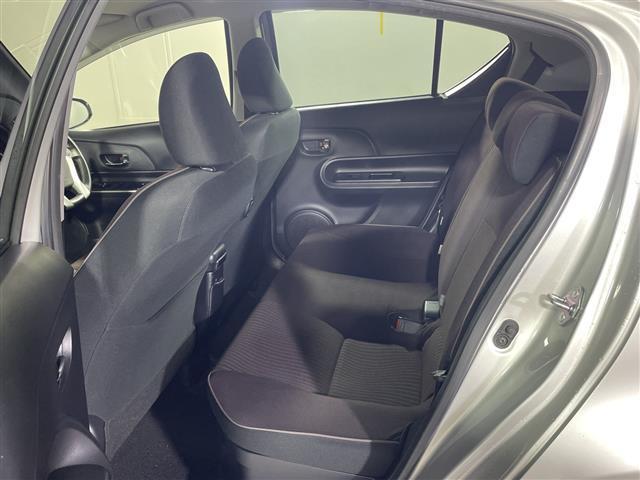 アクア Ｇ　県外仕入れ　禁煙車　純正ナビ　ＣＤ　ＤＶＤ　Ｂｌｕｅｔｏｏｔｈ　フルセグＴＶ　バックカメラ　レーンディパーチャーアラート　プリクラクションセーフティ　オートマチックハイビーム　フォグライト（23枚目）