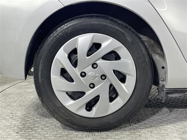 アクア Ｇ　県外仕入れ　禁煙車　純正ナビ　ＣＤ　ＤＶＤ　Ｂｌｕｅｔｏｏｔｈ　フルセグＴＶ　バックカメラ　レーンディパーチャーアラート　プリクラクションセーフティ　オートマチックハイビーム　フォグライト（31枚目）