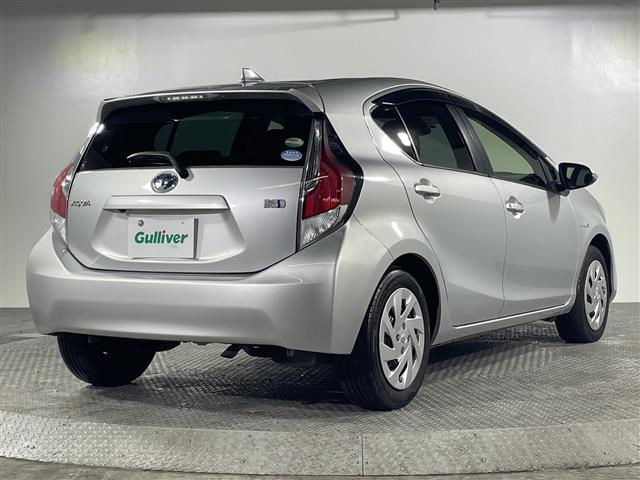 アクア Ｇ　県外仕入れ　禁煙車　純正ナビ　ＣＤ　ＤＶＤ　Ｂｌｕｅｔｏｏｔｈ　フルセグＴＶ　バックカメラ　レーンディパーチャーアラート　プリクラクションセーフティ　オートマチックハイビーム　フォグライト（36枚目）