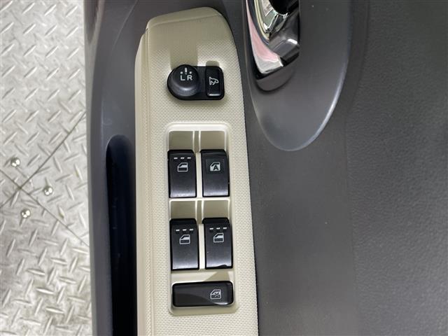 ミラココア ココアプラスＸ　県外仕入れ　禁煙車　社外ナビ　ＣＤ　ＤＶＤ　Ｂｌｕｅｔｏｏｔｈ　ワンセグＴＶ　ＥＴＣ　ＵＳＢ端子　ベンチシート　アイドリングストップ　電動格納ミラー　ドアバイザー　ミラココア専用ホイルキャップ（7枚目）