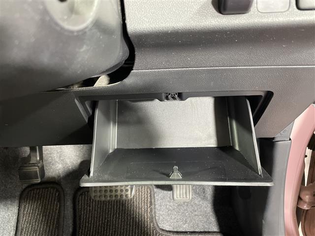 ミラココア ココアプラスＸ　県外仕入れ　禁煙車　社外ナビ　ＣＤ　ＤＶＤ　Ｂｌｕｅｔｏｏｔｈ　ワンセグＴＶ　ＥＴＣ　ＵＳＢ端子　ベンチシート　アイドリングストップ　電動格納ミラー　ドアバイザー　ミラココア専用ホイルキャップ（12枚目）