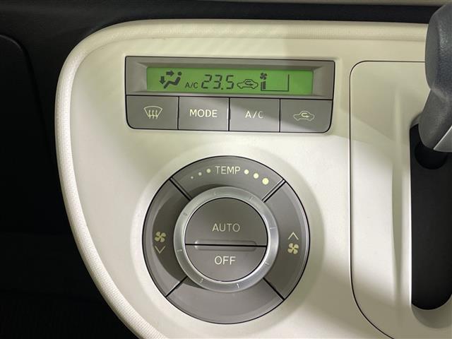 ミラココア ココアプラスＸ　県外仕入れ　禁煙車　社外ナビ　ＣＤ　ＤＶＤ　Ｂｌｕｅｔｏｏｔｈ　ワンセグＴＶ　ＥＴＣ　ＵＳＢ端子　ベンチシート　アイドリングストップ　電動格納ミラー　ドアバイザー　ミラココア専用ホイルキャップ（13枚目）