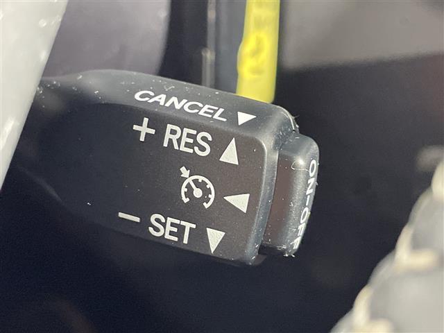 �y�@������h�~���u�@�z�}�ȃn���h�����쎞�⊊��₷���H�ʂ𑖍s���Ɏԗ��̉���������m����ƁA�����I�Ɏԗ��̐i�s������ۂ悤�Ɏԗ��𐧌䂵�܂��B