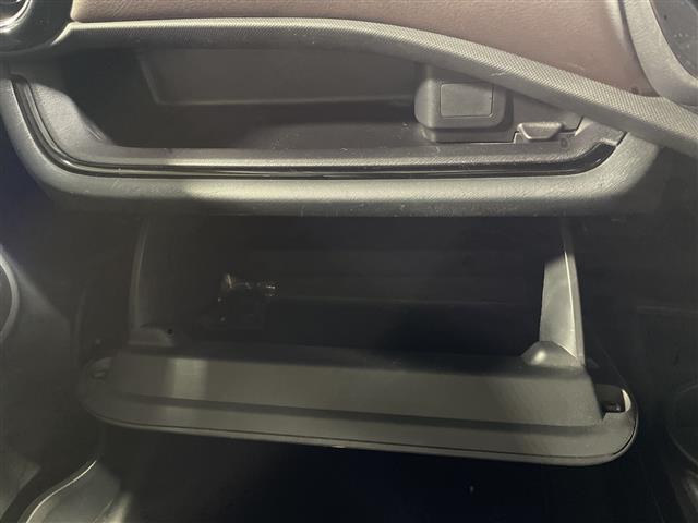 �y�X�}�[�g�L�[�i�G���W���X�^�[�g�X�g�b�v�X�C�b�`�j�z�X�}�[�g�L�[�i�d�q�L�[�j�������Ă���΁A�X�C�b�`�����������ŃG���W���������邱�Ƃ��ł��܂��I