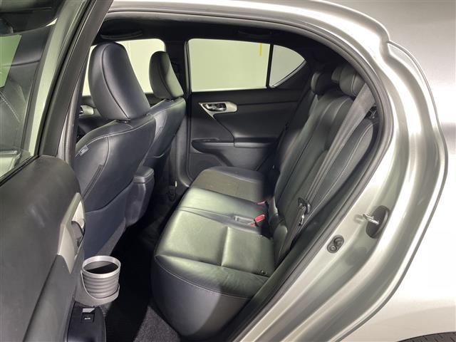 �y�Q��ڃV�[�g�z���Ԃ̊m�F�͂��d�b�ł������Ă���܂��B�y�n���A�[�^�G�N�X�g���C���^���F�[���^�b�|�g�q�^�v���E�X�^�V�G���^�^�I�f�b�Z�C�^�r�t�u�^�~�j�o���^�R���p�N�g�^�n�C�u���b�h�z���X���ɒ��I�^�^