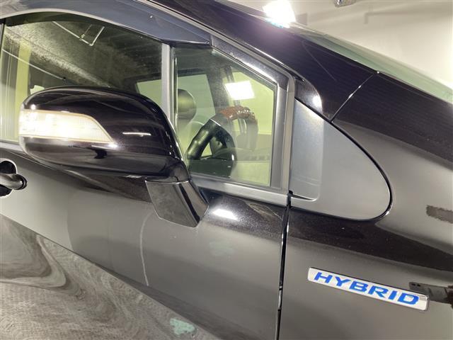 フリードハイブリッド ジャストセレクション　禁煙車　両側電動パワースライドドア　社外サブウーファー　社外ナビ　（ＣＤ／Ｂｌｕｅｔｏｏｔｈ／フルセグＴＶ）　バックカメラ　革調シートカバー　社外ツイーター　純正ラバーマット　オートライト　ＥＴＣ（36枚目）