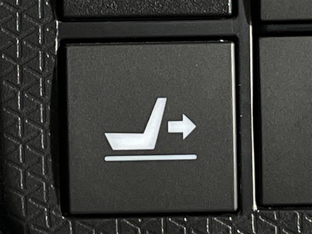 タント カスタムＲＳセレクション　県外仕入　禁煙車　ディスプレイオーディオ　バックカメラ　ハーフレザーシート　両側パワースライド　衝突軽減ブレーキ　レーダークルーズコントロール　レーンキープアシスト　リアサンシェード（7枚目）