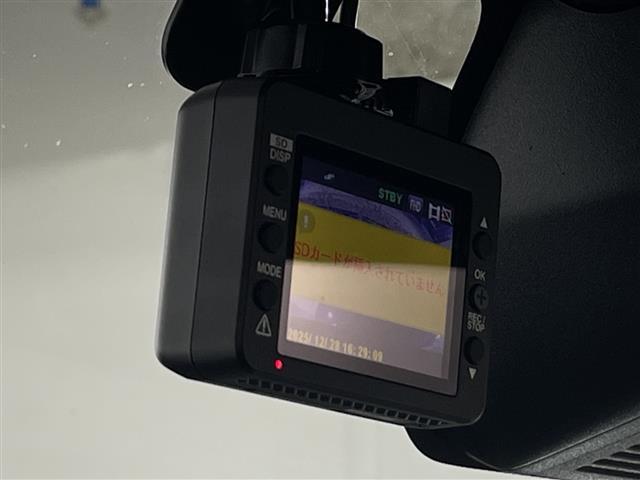 タント カスタムＲＳセレクション　県外仕入　禁煙車　ディスプレイオーディオ　バックカメラ　ハーフレザーシート　両側パワースライド　衝突軽減ブレーキ　レーダークルーズコントロール　レーンキープアシスト　リアサンシェード（19枚目）