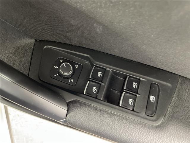 �y�p���[�E�C���h�E�z�^�]�Ȃ̃X�C�b�`�ŁA�e�Ȃ̑��K���X�̊J���ł��܂��I����ƕ֗��ł���ˁI