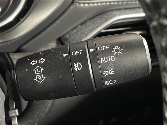 �y�I�[�g���C�g�i�`�t�s�n�j�z�O�̖��邳���V�X�e�������m���āA�����Ńw�b�h���C�g���_�����܂��I�w�b�h���C�g�����Y���h���֗��@�\�ł��B