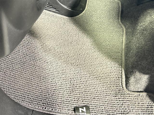 店舗にて現車の確認もいただけますので、お電話で在庫のご確認の上是非ご来店くださいませ！！！