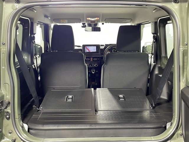 【　ラゲッジスペース　】リアシートを倒せばこの大容量！！ダンボールなどの大きい荷物も釣り具などの長尺物まで様々載せられそうです！！