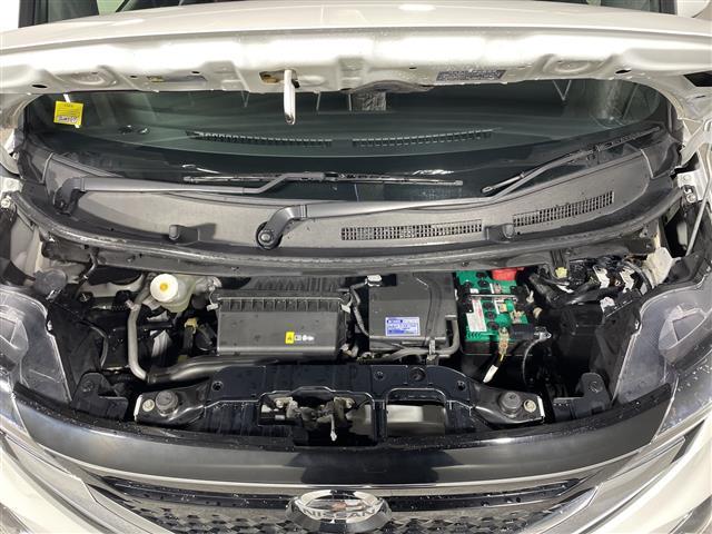【エンジンルーム】エンジンの調子は良好です！ご納車前にはしっかりとオイル交換・その他油種類の点検補充をさせて頂きます。また、ガリバーでは修復歴のある車は販売いたしません。