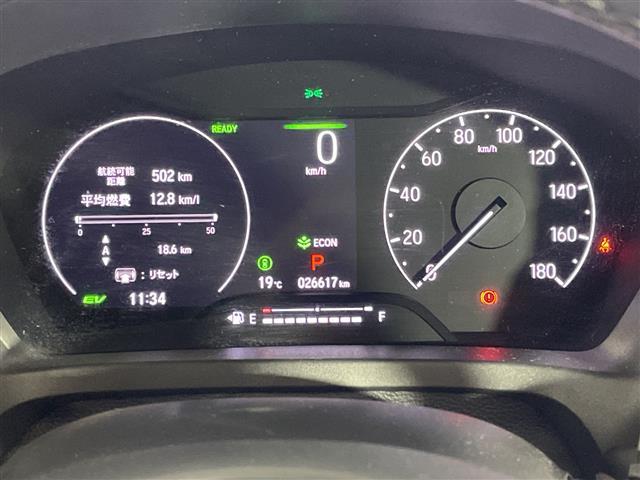 【スピードメーター】メーターがシンプルで見やすく運転しやすいですね！