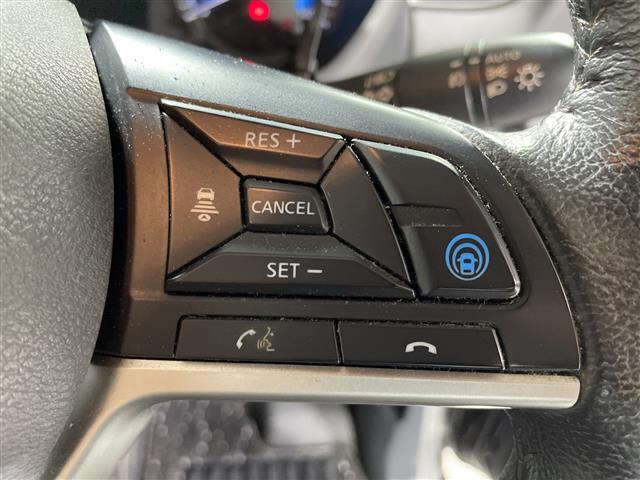 �y�A�_�v�e�B�u�N���[�Y�R���g���[���i�`�b�b�j�z�A�N�Z���𓥂܂Ȃ��Ă��A�ݒ肵�����x�ő��s������A��s�ԂƂ̎Ԋԋ�����K�؂Ɉێ�����Ǐ]���s�ł��܂��I�@�\�ɂ͌��E�����邽�߂����ӂ��������B