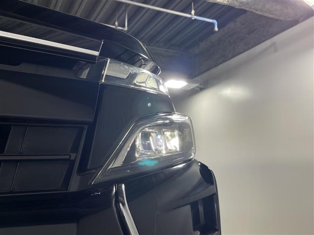 �y���C�g�E�����v�z���V����Ԃ̑��s�����E�ǍD�ň��S���Ă���肢�������܂��B�w�b�h���C�g�E�z�C�[���E�t�����g�K���X�ȂǐF�X�ȕ����R�[�e�B���O�����p�ӂ��Ă���܂��B���Ђ����k���������B