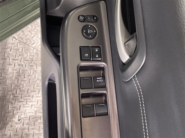 �y�p���[�E�C���h�E�z�^�]�Ȃ̃X�C�b�`�ŁA�e�Ȃ̑��K���X�̊J���ł��܂��I����ƕ֗��ł���ˁI