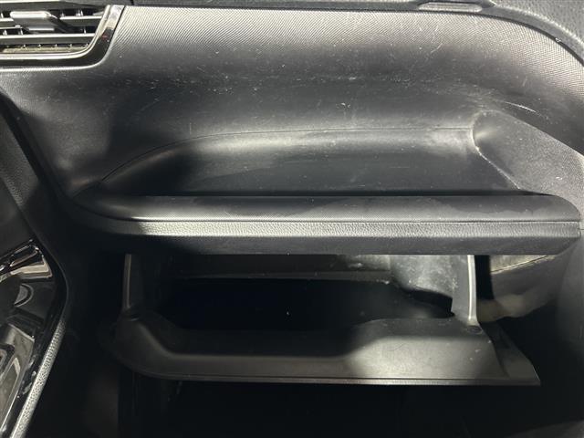 店舗にて現車の確認もできますので、お電話で在庫のご確認の上是非ご来店くださいませ！！！