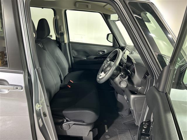 �y�^�]�ȁz����S�n���ǂ��V�[�g�Ȃ̂Œ����Ԃ̉^�]�ł����K�ɂ��߂������������܂��B�V�i�̃t���A�}�b�g�̂��������\�ł��B�f�ډӏ��ȊO�ɂ���]�̎ʐ^���������܂����炨�C�y�ɂ��₢���킹�������B