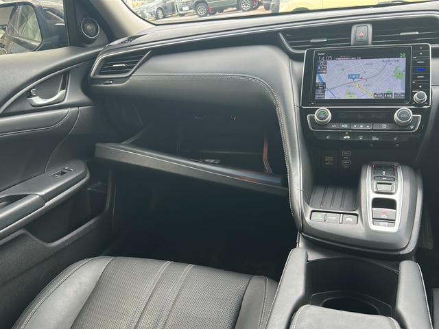 インサイト ＥＸ　禁煙車　純正ナビ　フルセグＴＶ　ＢＴ　ＣＤ　ＤＶＤ　バックカメラ　ステリモ　ホンダセンシング　ＢＳＭ　クルコン　コーナーセンサー　ビルドインＥＴＣ２．０　前後ドラレコ　レザーシート　シートヒーター（24枚目）