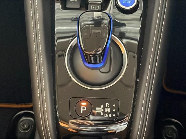 【　シフト　】シフトも操作しやすく快適なドライブを楽しんでいただけます♪