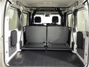 クルーズ　禁煙車　社外ナビ（ＢＴ，フルセグ，ＣＤ／ＤＶＤ，ラジオ）　バックカメラ　マルチレール　オーバーヘッドネット　オーバーヘッドシェルフ　間仕切カーテン　荷室マット　クリアランスソナー　スマートアシスト（26枚目）