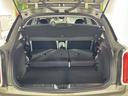 【ラゲッジスペース】リアシートを倒せばこの大容量!!ダンボールなどの大きい荷物も釣り具などの長尺物まで様々載せられそうです!!