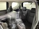 【サードシート】3列目もゆとりがあり居心地よくお過ごしいただけます。掲載箇所以外にご希望の写真がございましたらお気軽にお問い合わせ下さい。フロアマットは汚れが気になる場合は新品のご注文も承ります。