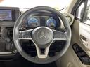 【ステアリング】軽い力で扱いやすいハンドルです。目立つ傷やスレなどなく綺麗な状態です！除菌プランいれていただくとさらに快適に！清潔なお車はお子様にも安心ですね！